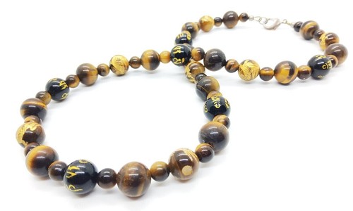 Collar ojo de tigre tallado dragón con ónix - Imagen 1 de 10