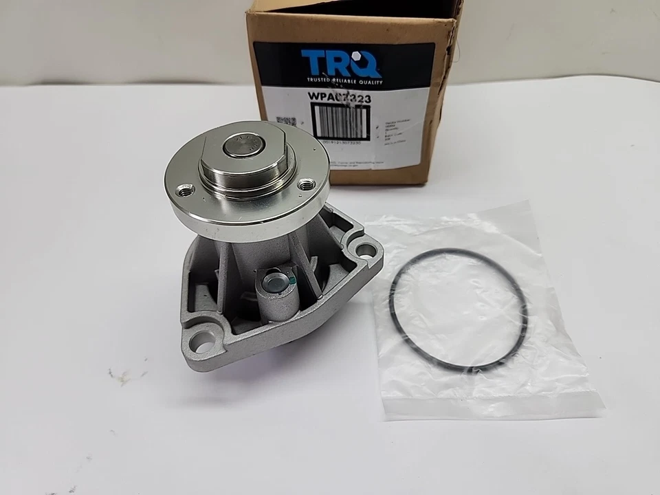 Nueva bomba de agua para Saturn L300 LW300 LS2 2001-2005 Saab 9000 Cadillac CTS 3,0 L Foto 2 de 3