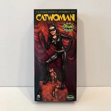 Moebius 1:8 CATWOMAN Batman Classic TV Series Figure Model Kit #952