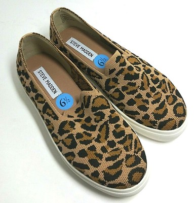steve madden mailer sneaker