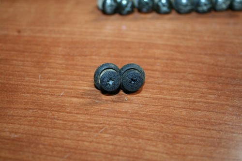 2014 Polaris Sportsman 90 Footwell Fender Mounting Screws Nuts Left Right OEM - Picture 5 of 5