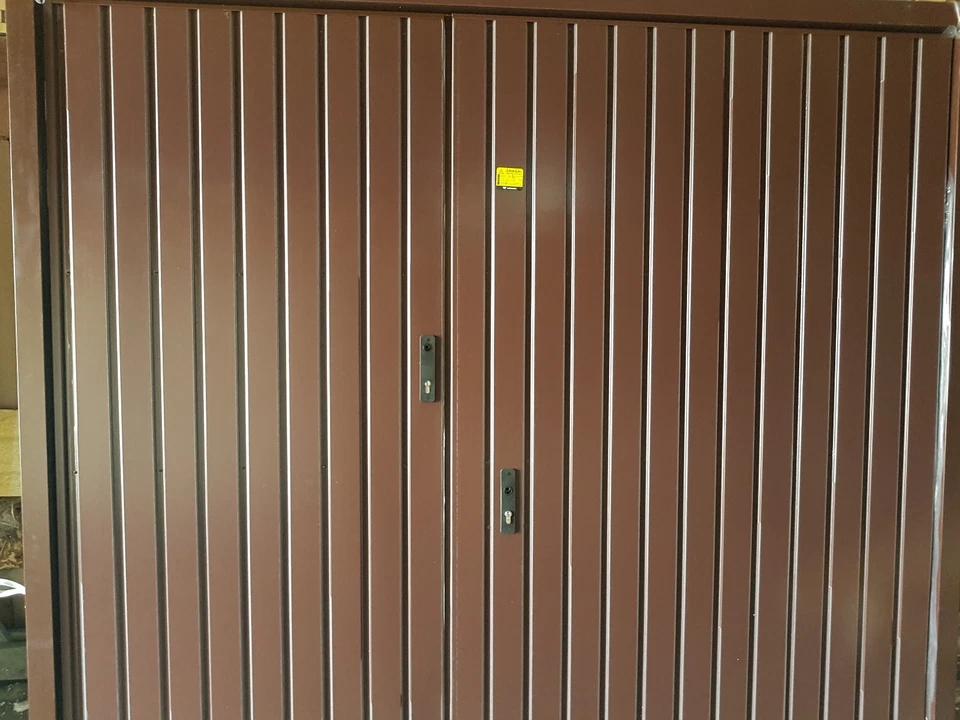 Schwingtor mit TUR Schlupftur KIPPTOR mit Tur tor Carport Garage Lager - Bild 3 von 4