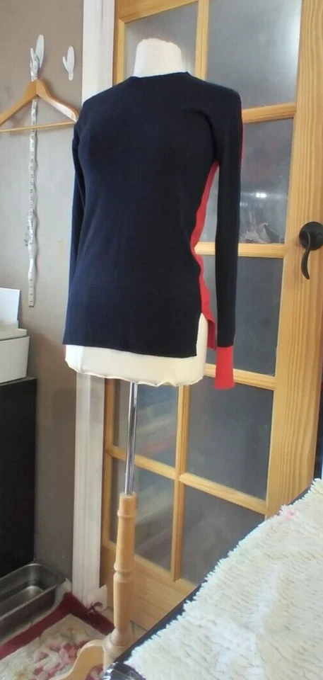Long Tall Sally Sweater Blue Front Red Back Sz XS Color Block Womens Amazing - Image 4 of 4