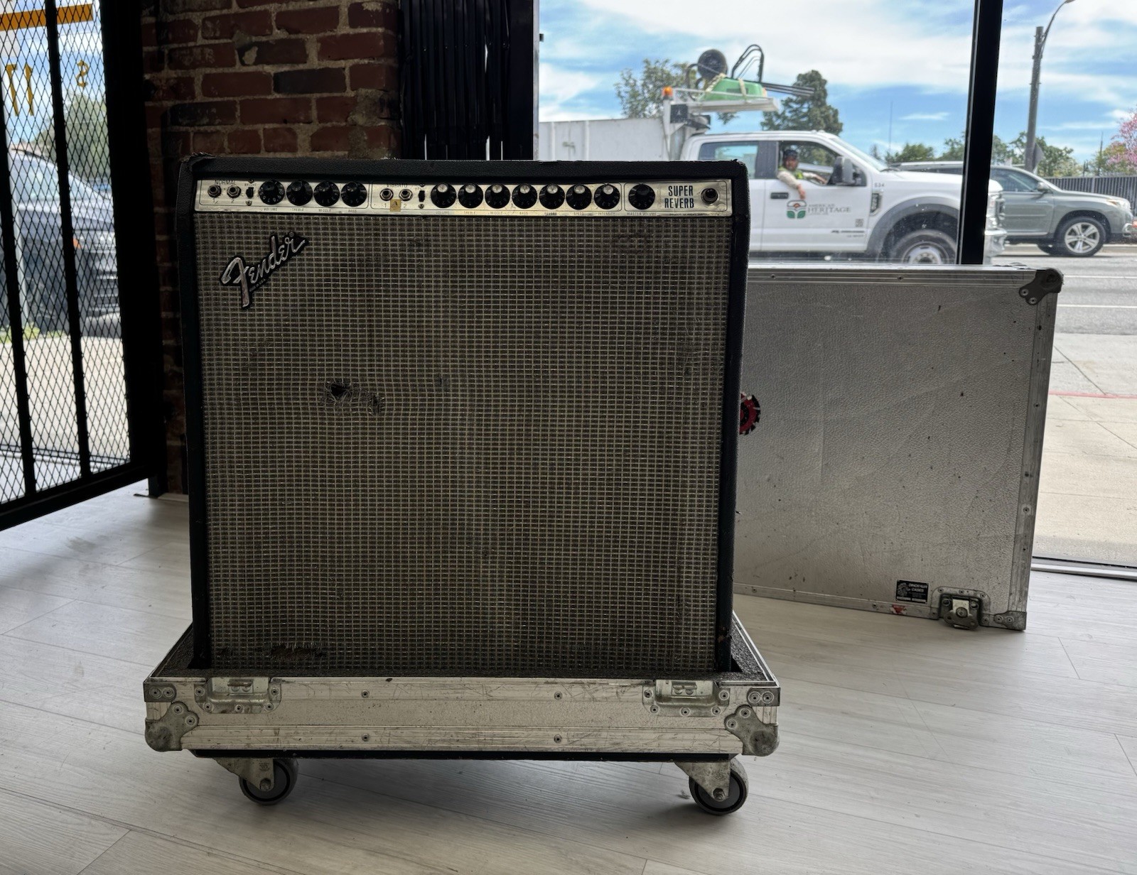 Vintage 1970s Fender Super Reverb 4x10 Tube Guitar Combo Amp 70W Silverface
