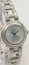 Guess Womens Watch Silver Tone Dress Quartz Bracelet Classic New Battery ✔️