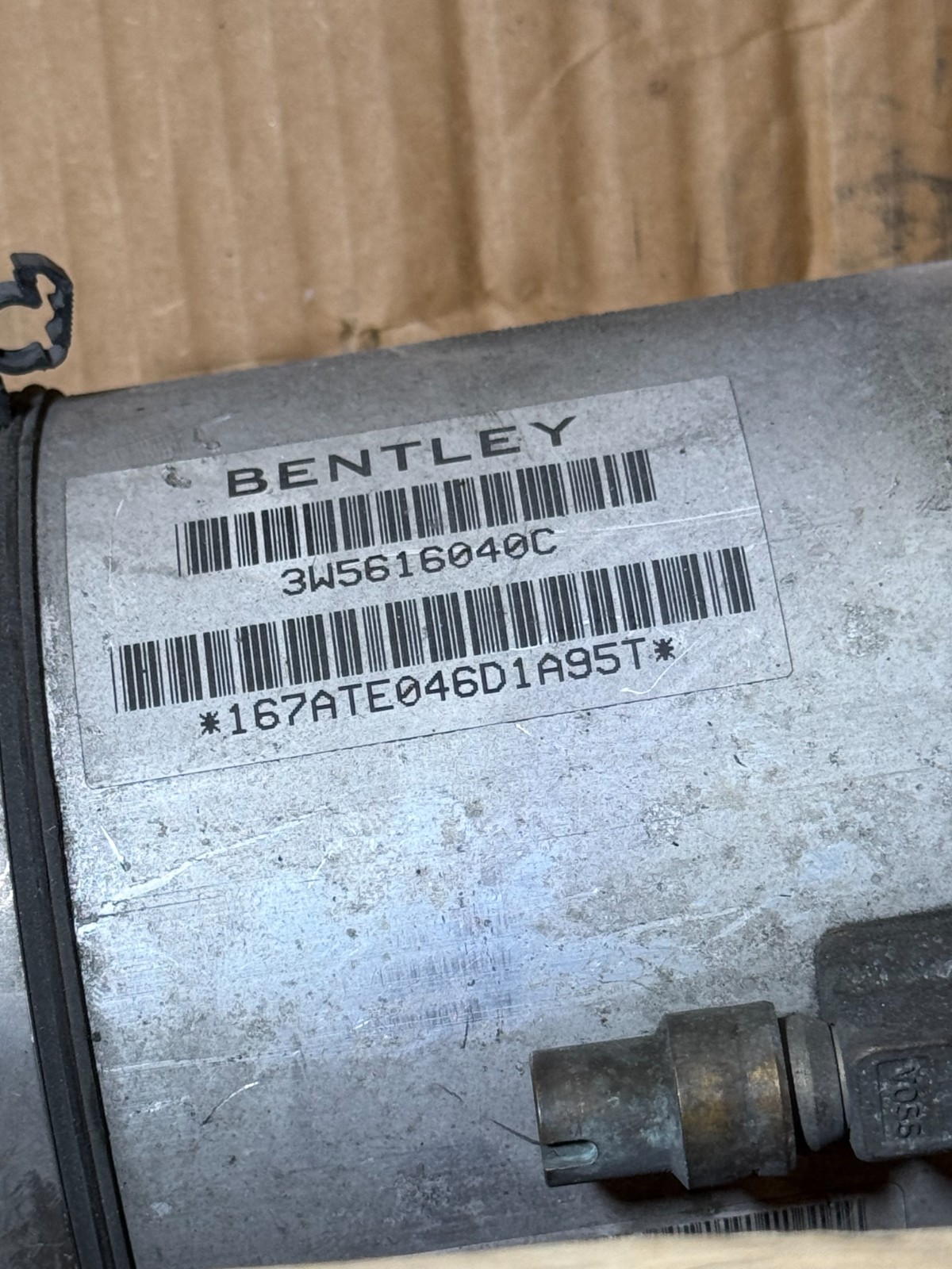 Bentley Continental GT Air suspension strut P/N 3W0616039C