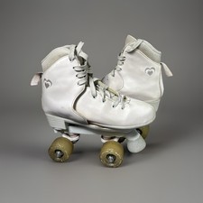 Circle Society Roller Skates Girls 3 7 Pink Vanilla White Wing 175lbs Speed