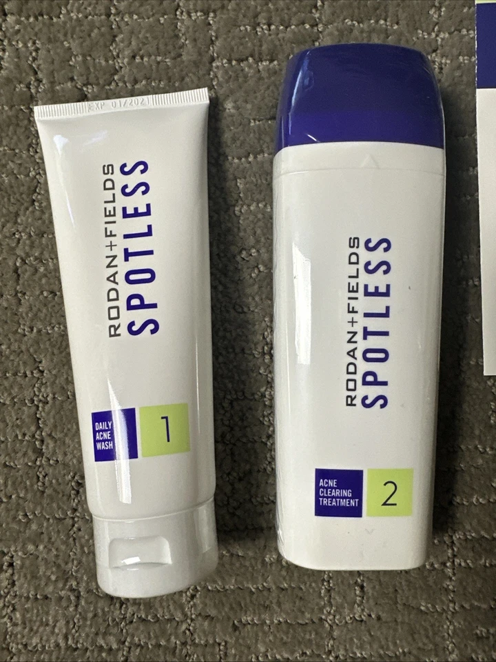 Tratamiento de lavado con regimiento para acné impecable Rodan and Fields nuevo caducidad 5/21 Foto 4 de 4