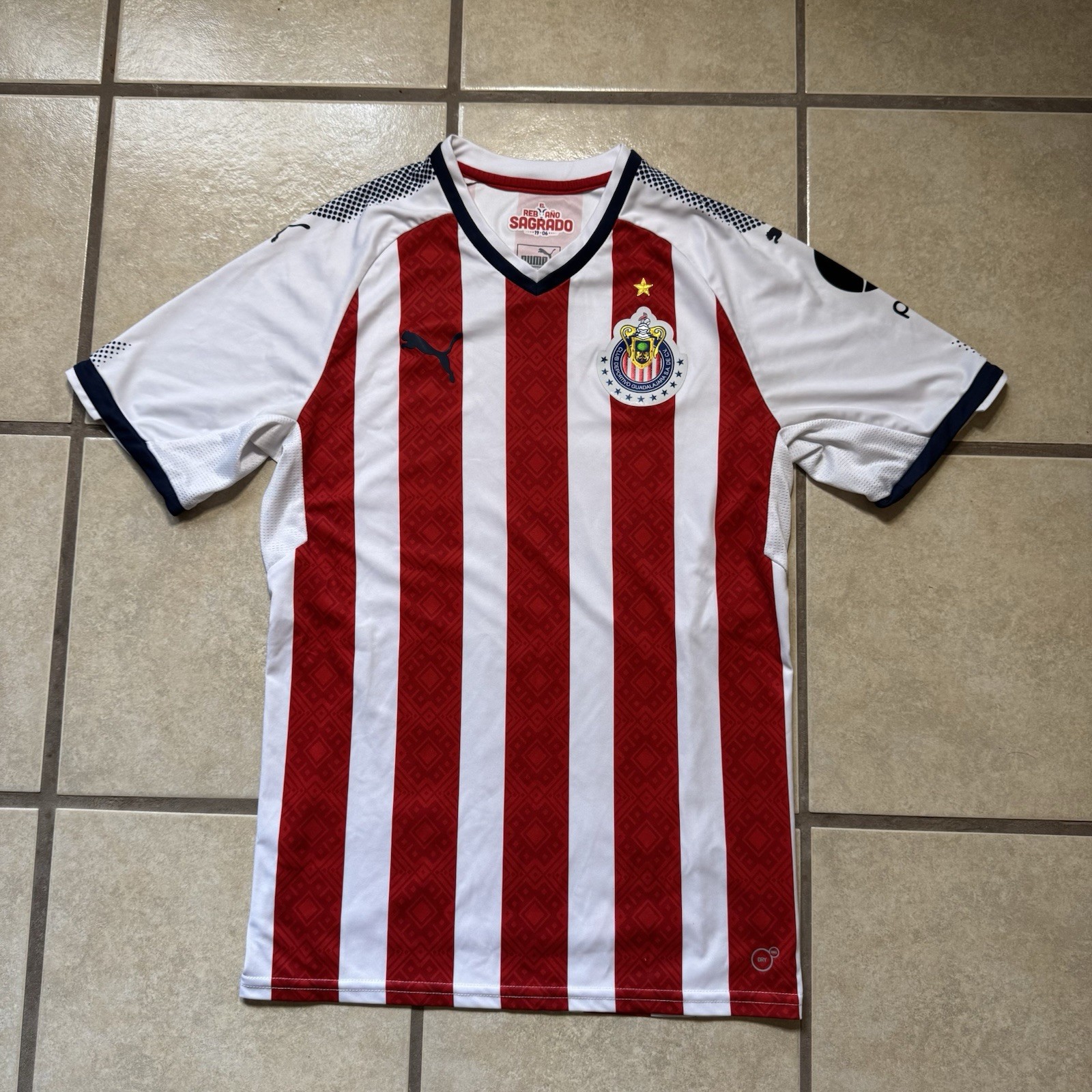 Puma Club Deportivo Guadalajara Soccer Jersey Medium El Rebano Sagrado Tecate