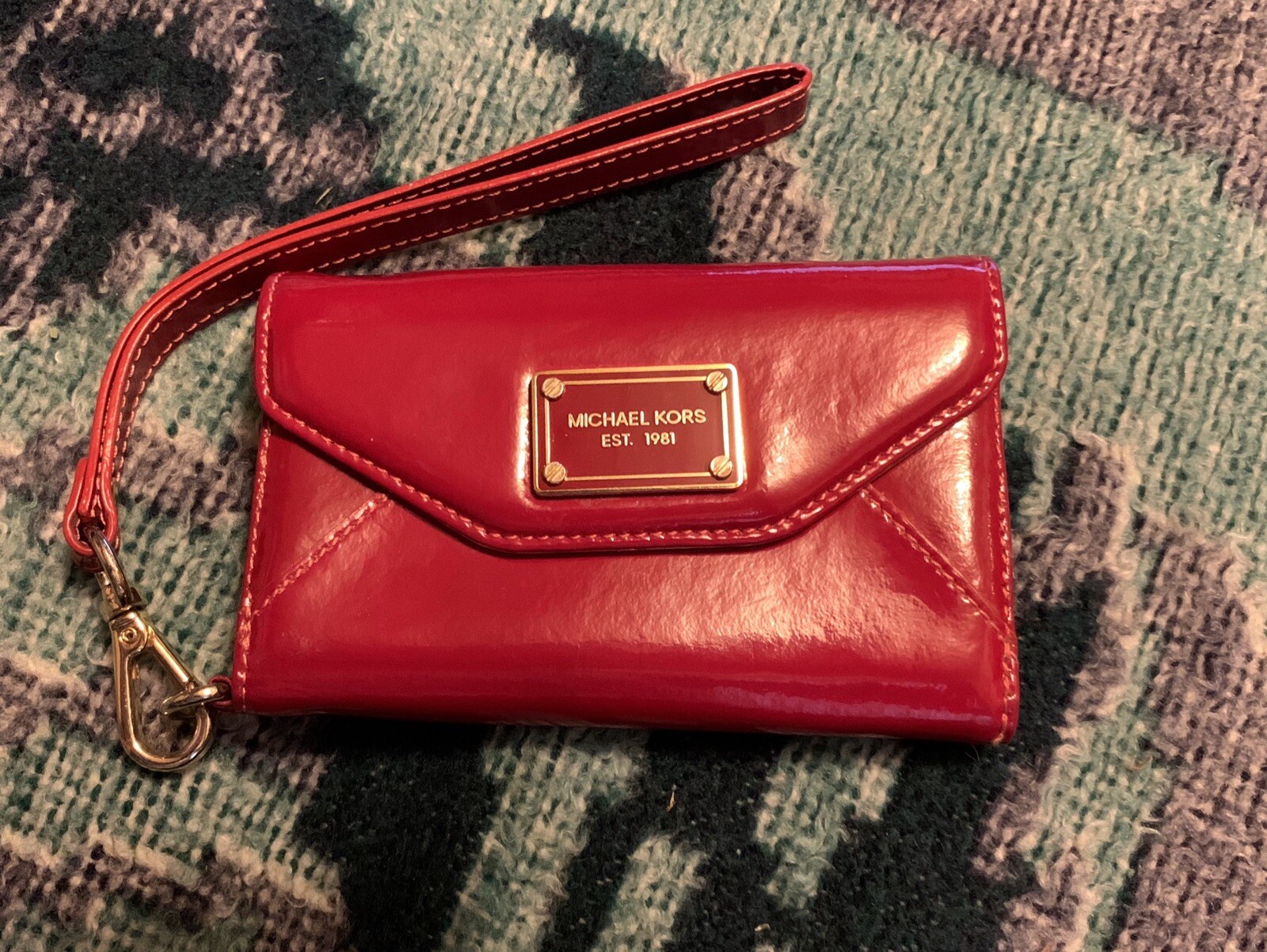 michael kors glossy wallet