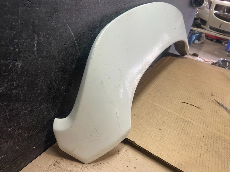 1999 to 2003 Lexus RX300 Rear Spoiler Gate Hatch Wing OEM i3208 DG1 - Image 3 of 4