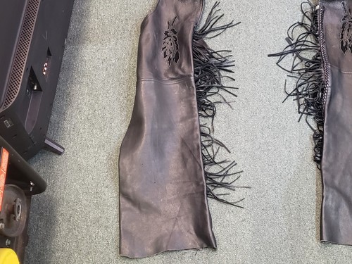 Black Leather Chaps Fringed Motorcycle Riding XL Black - Bild 3 von 10