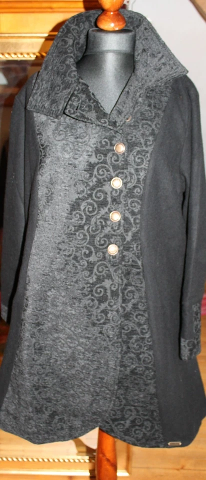 Chapati Mantel Wolle schwarz  Gr.XXL(44-48); UVP. 189, -€  toller Schnitt,  Neu - Bild 3 von 4