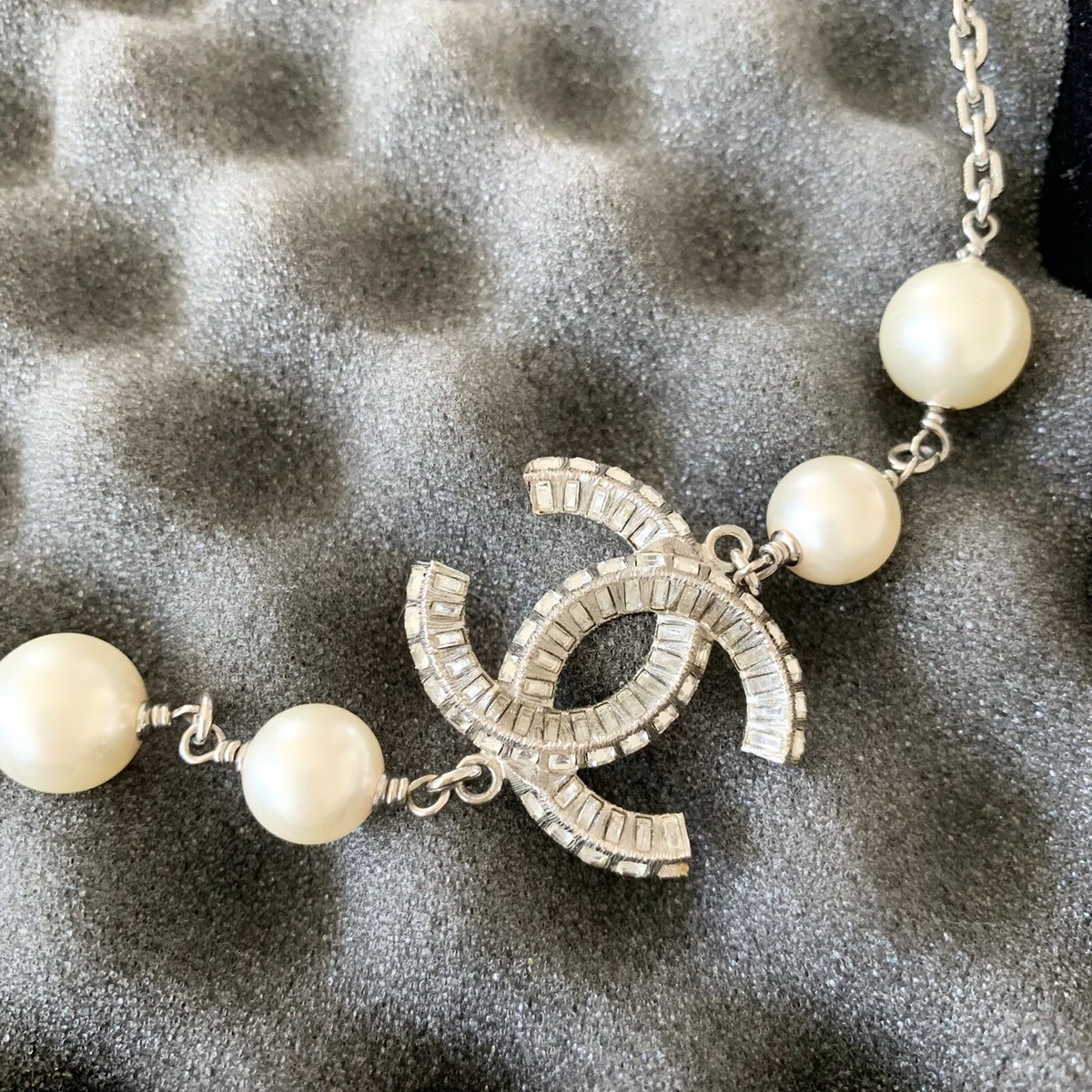 カラフルスターモチーフ★【CHANEL】CCロゴ バングル スターモチーフ CHANEL(シャネル) アクセサリー(レディース