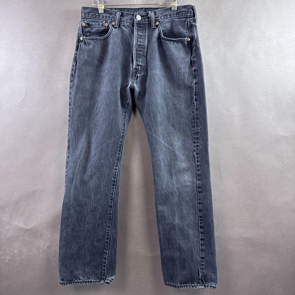 Levis 501 Jeans Men 32x29 Black Denim Pants Faded Button Fly Workwear (Tag33x30) - Image 2 of 4