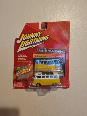 1965 VOLKSWAGEN Samba Bus JOHNNY LIGHTNING 1:64 DIE-CAST yellow 2004