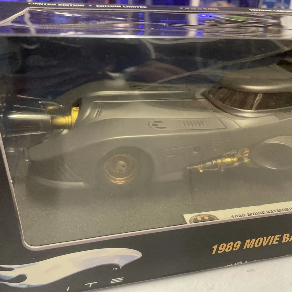 HOT WHEELS Elite BATMAN 1989 Movie Batmobile - 1/18 Limited Edition - Immagine 2 di 4