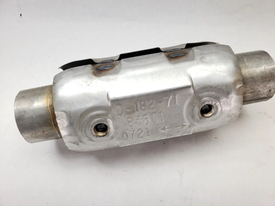 Walker 83601-BA Catalytic Converter for 2008 Ford E-350 Super Duty - Image 4 of 4