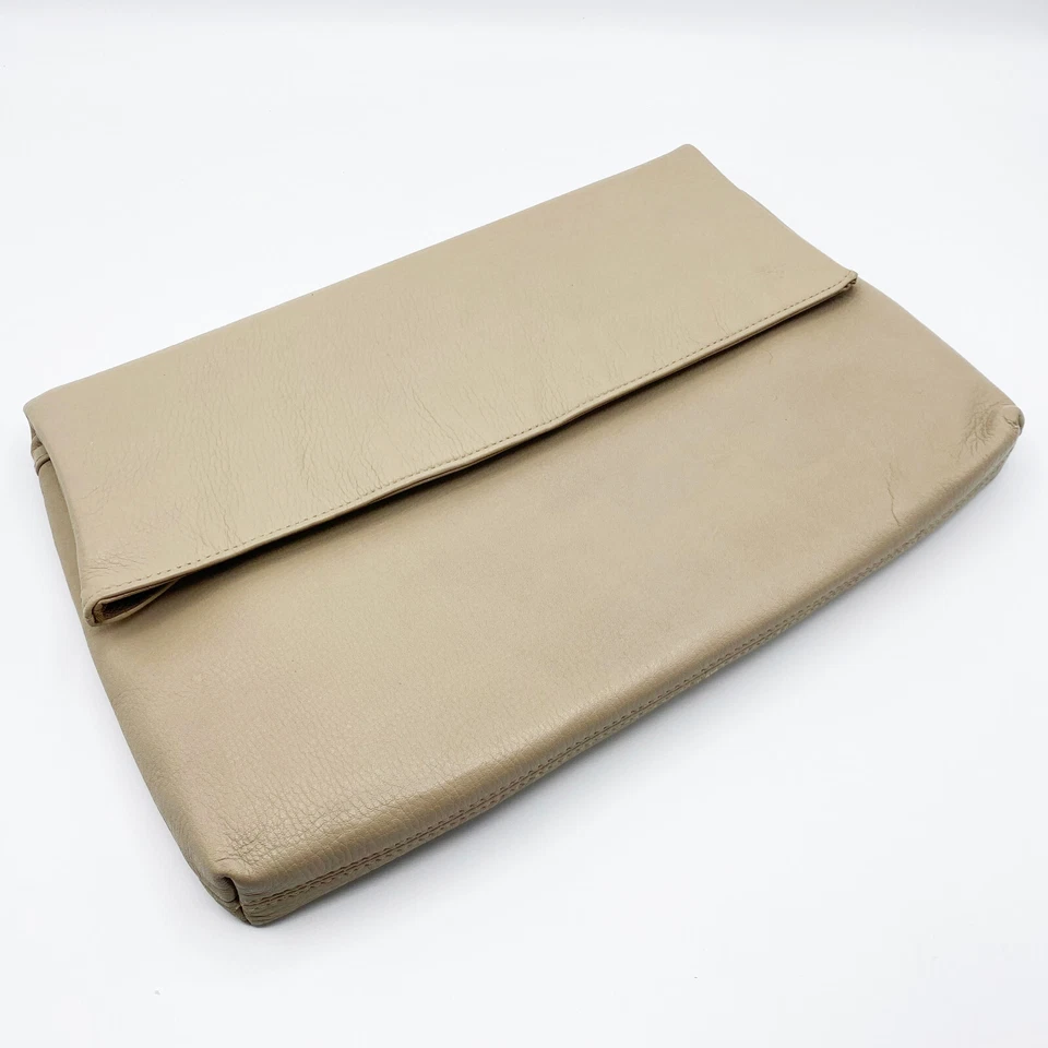 TJW by MERVYN'S Vintage 80s 90s Oversized Nude Tan Leather Fold-Over Clutch Bag - Image 2 of 4