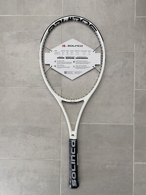 Solinco WHITEOUT 305 V1 18x20. 4 1/4