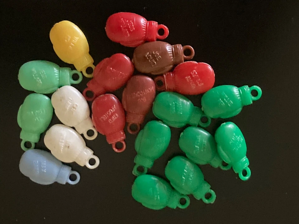 Vintage Miniature Vending Boxing Glove Charms - Lot of 45 w/Jack Dempsey & More - Image 3 of 4