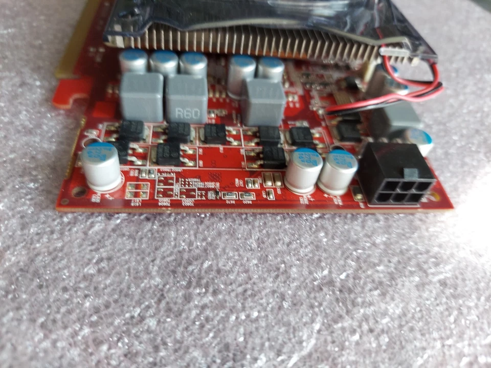 Tested GOOD Diamond ATI AMD Radeon HD 6770 PCIe 1GB Graphics Video Card GPU - Image 3 of 4