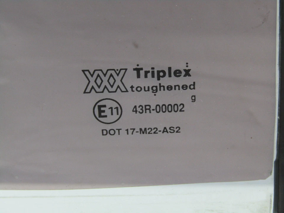 Land Rover Discovery I 1994-1999 pasajero derecho puerta trasera ventilación vidrio OEM Foto 3 de 4