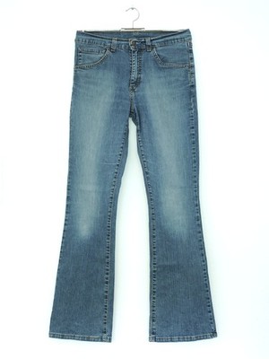 Levi's 525 Damen Jeans W28 L32 Bootcut Super Zustand Blau