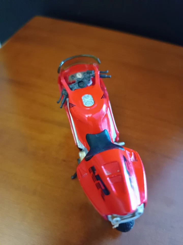 Maisto modellino moto Honda NR scala 1/18 diecast - Immagine 4 di 4