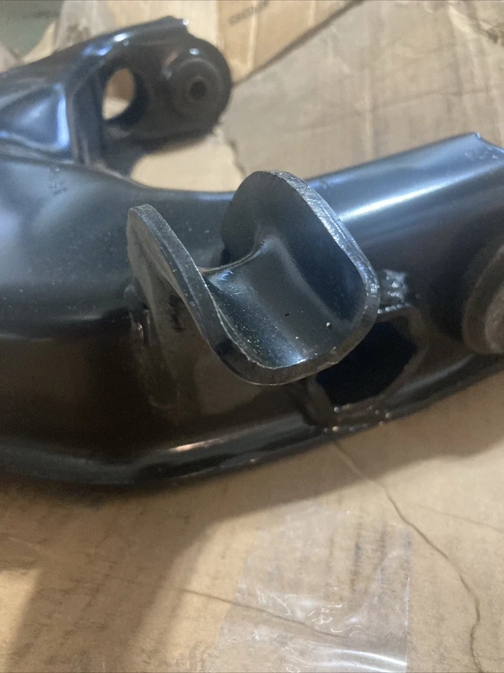 Control Arm for Ford Ranger 1998 - 2007  2L2Z-3078-BA - Изображение 3 из 4