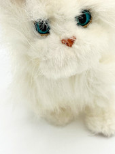 FurReal White Persian Cat Kitten 2009 Lulu's Walking Hasbro 8" Purrs Meows Walks
