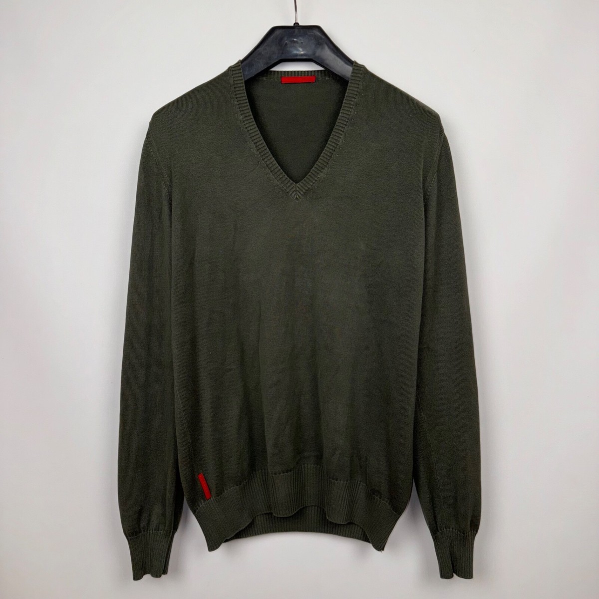 v*v様 【PRADA】V-neck knit sweater 18832529_40946592_600.jpg