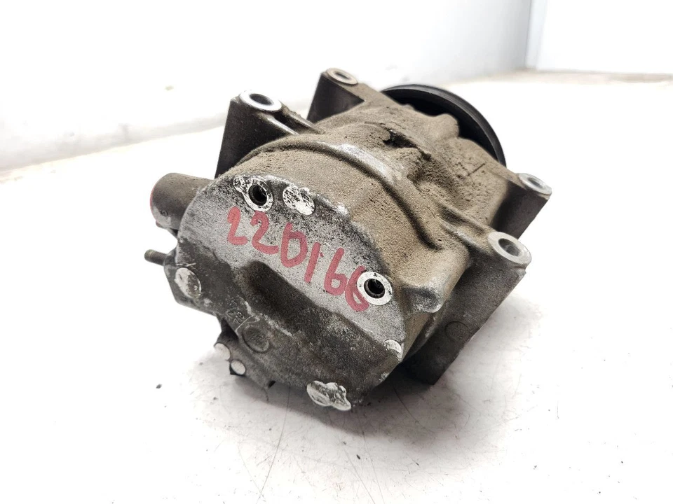 Compresor de aire acondicionado Nissan Pathfinder 2001-2004 OEM 926004W000 Foto 3 de 4