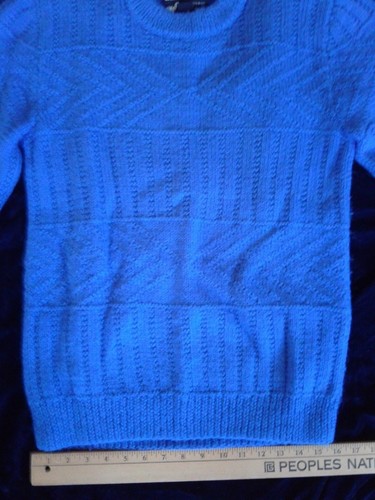 Suéter de alpaca azul salvaje vintage para hombre de Helen Homonn - Imagen 8 de 11