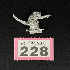 SKAVEN MUTANS MANFLAYER LEADER HALBERD 4406 RATMEN WARHAMMER FANTASY C47 1987