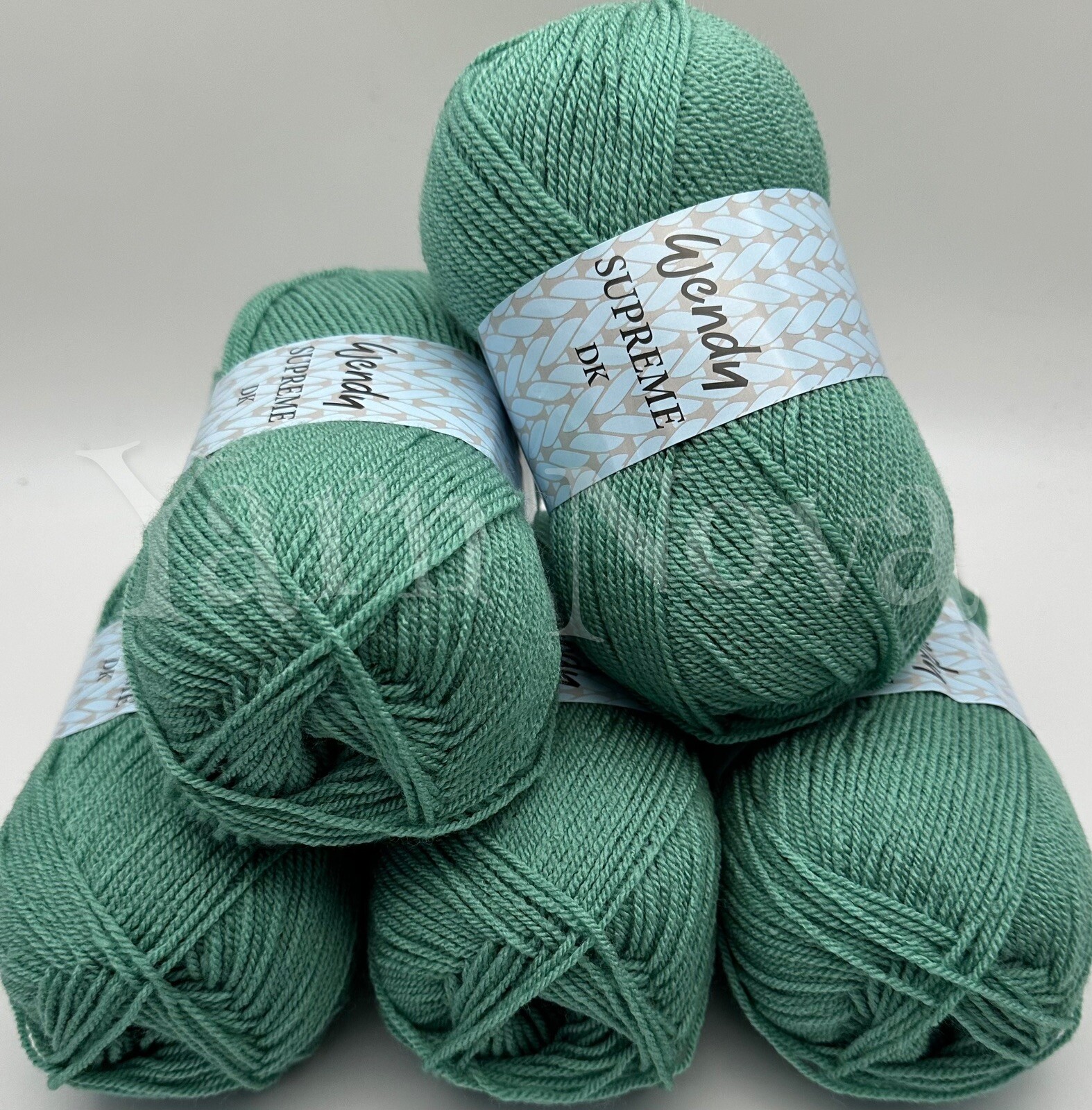 Wendy Supreme Double Knitting Crochet Yarn Wool - 5x100g Balls - WD27 Eucalyptus