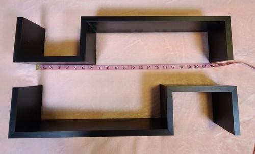 Set of 2 Black Floating Wall Shelves For Home Interior - Picture 3 of 8