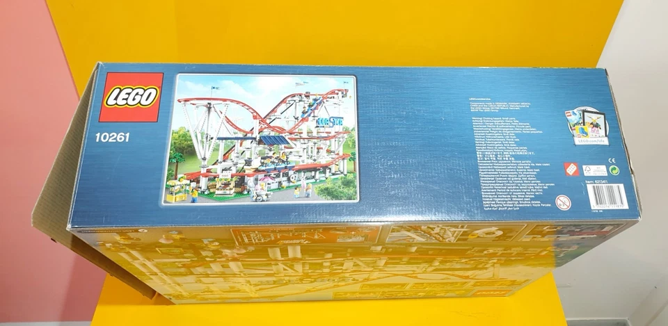 LEGO Creator 10261 Roller Coaster, foto 3 di 5