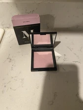 Morphe  X Deysi Danger Highlighter - Limited Edition