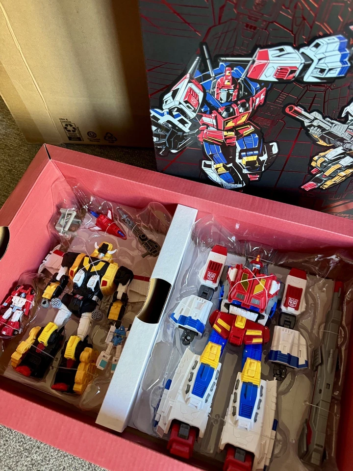 Transformers Victory Saber New Haslab Legacy Titan Class Open Box Fan Backed - Image 4 of 4