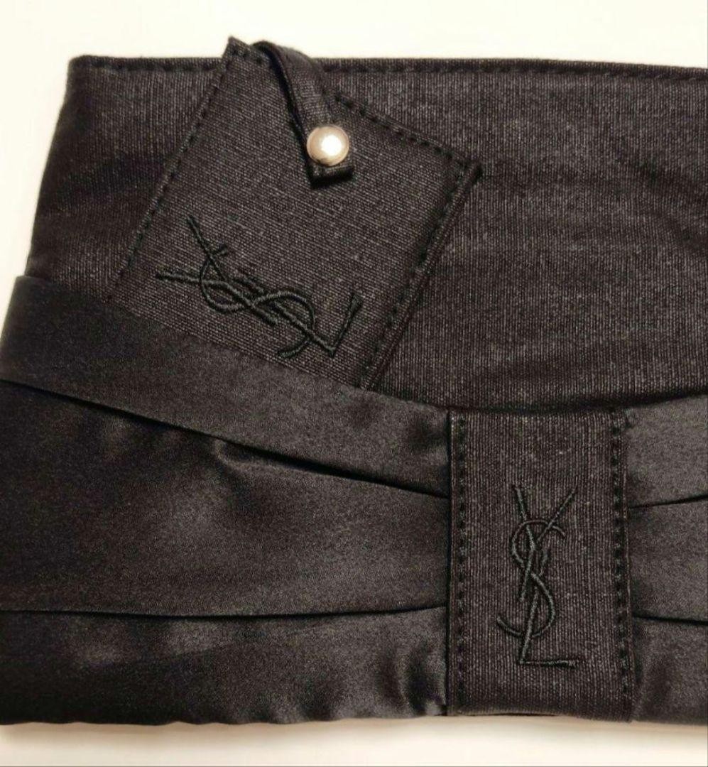 Pochette pochette Yves Saint Laurent YSL con logo ricamato e specchio #06b19e