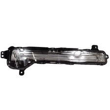 Genuine Oem Ford Lincoln Corsair Passenger Side Turn Signal Light Lj7z13k371a
