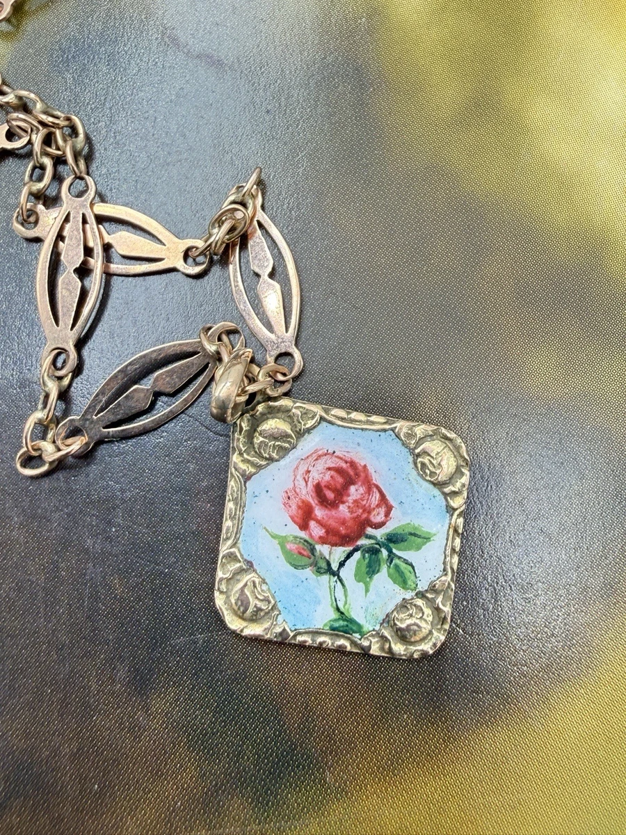 Collana con ciondolo in pietra di luna ovale, stile Collana con ciondolo in pietra di luna ovale, stile