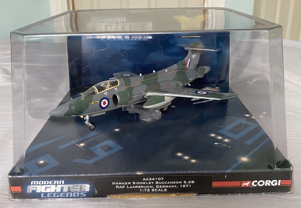 Corgi Fighter Legends AA34107 Hawker Siddeley Buccaneer S.2B Germany 1971 1:72 - Image 2 of 4