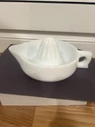 VTG Sunkist White Milk Glass 68764 Juicer Reamer Squeezer Orange Lemon Juice USA