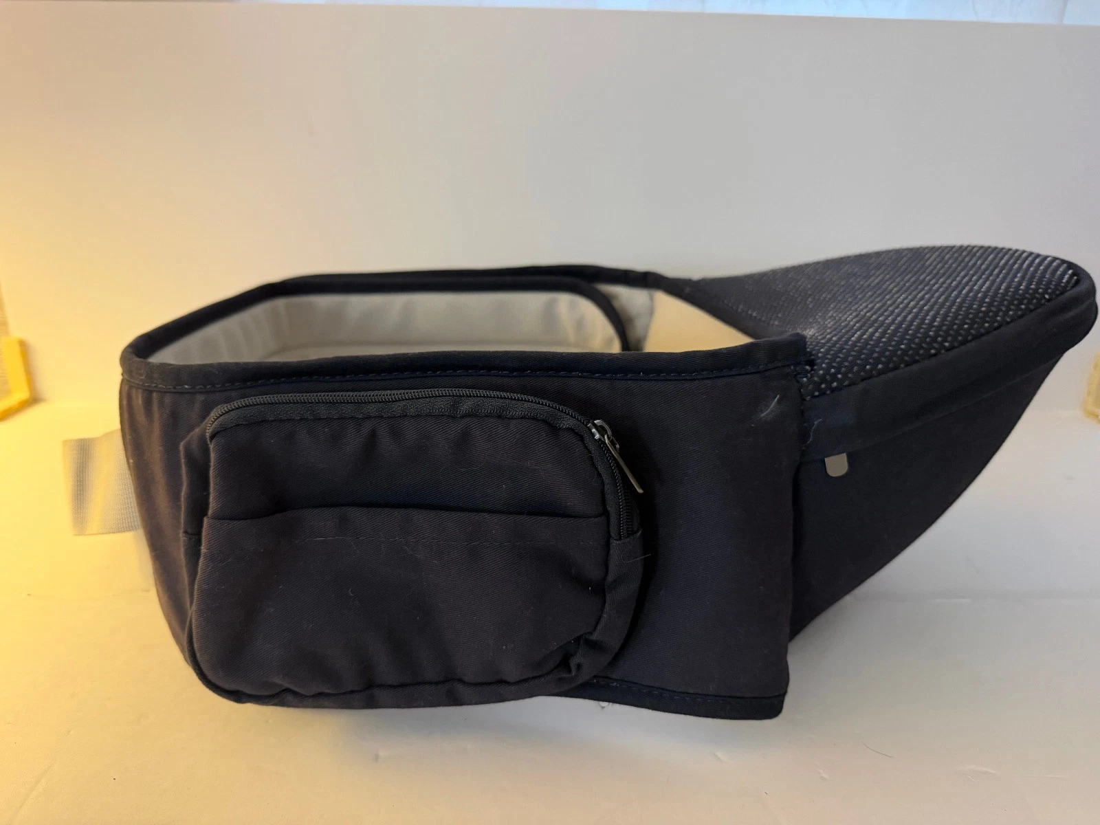 Regalo Baby Hip Seat + Support NEW without tags