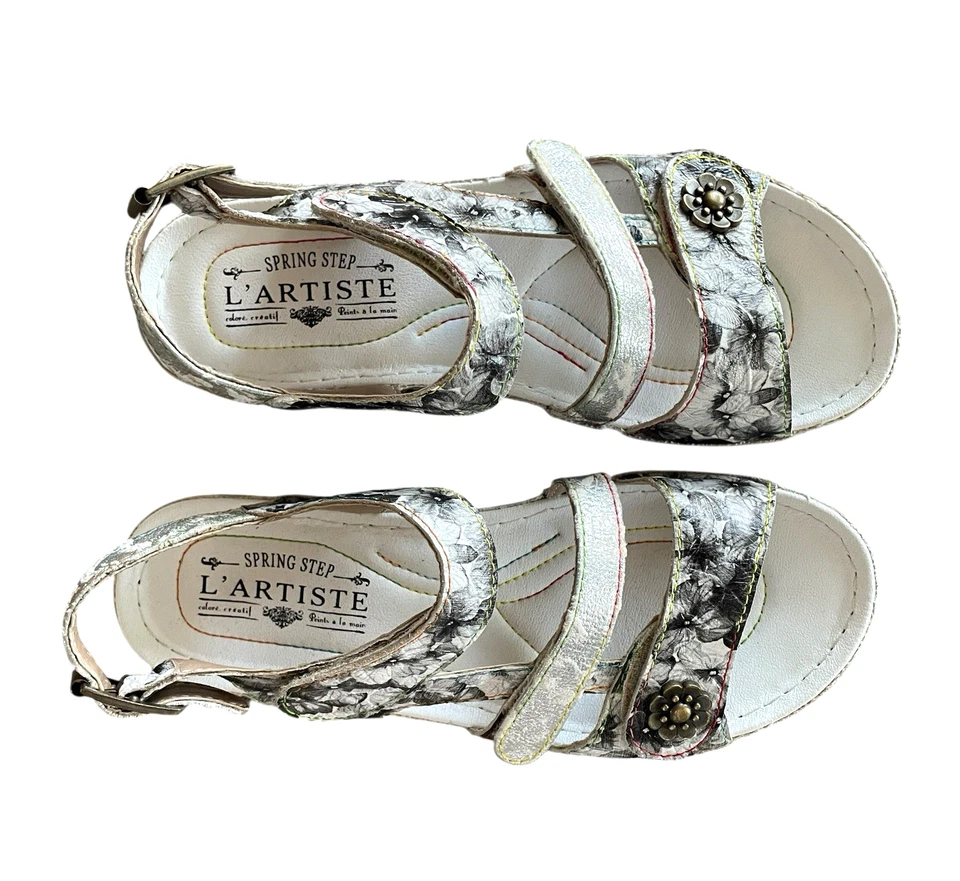 L'ARTISTE Sumacah Size 36/5.5-6 Silver White Hand Painted Leather Comfort Sandal - Image 2 of 4