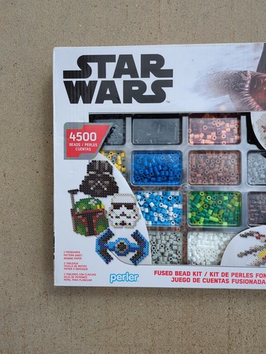 Perler Deluxe Kit di perline fuse - Star Wars 54388 - Foto 2 di 11