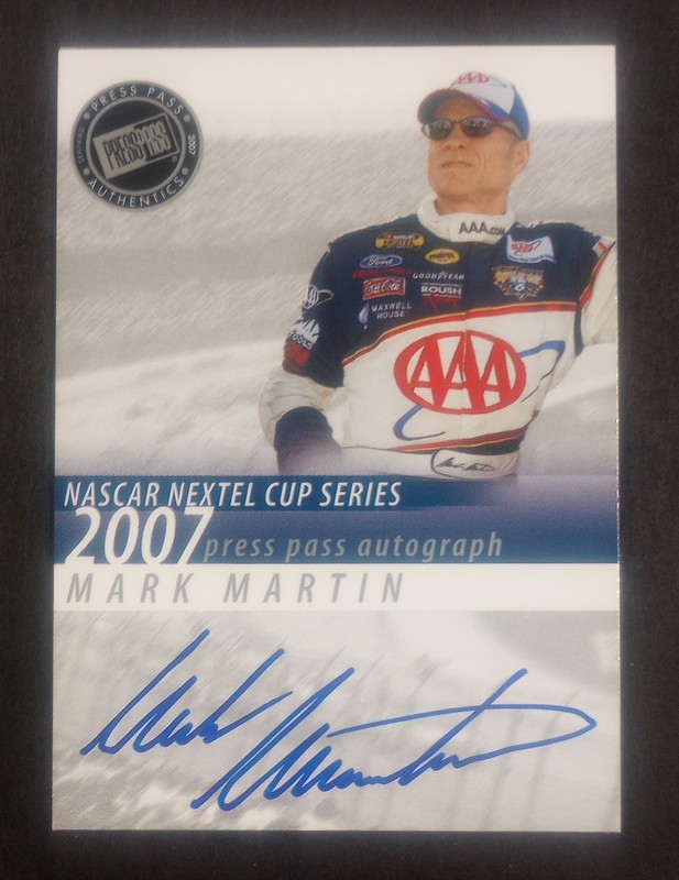 2007 Press Pass Nascar Nextel Cup Series Autograph of Mark Martin