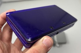 Nintendo 3DS (CTR-001) Midnight Purple w/ 2GB SD Card + NEW CHARGER - WORN